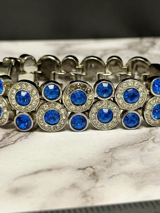 Suzanne Somers Watch Women Silver Tone Blue Rhinestone Bling Band New Battery main image 14